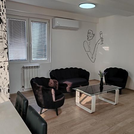 Central Modern Flat M&M Apartments Skopie Exterior foto