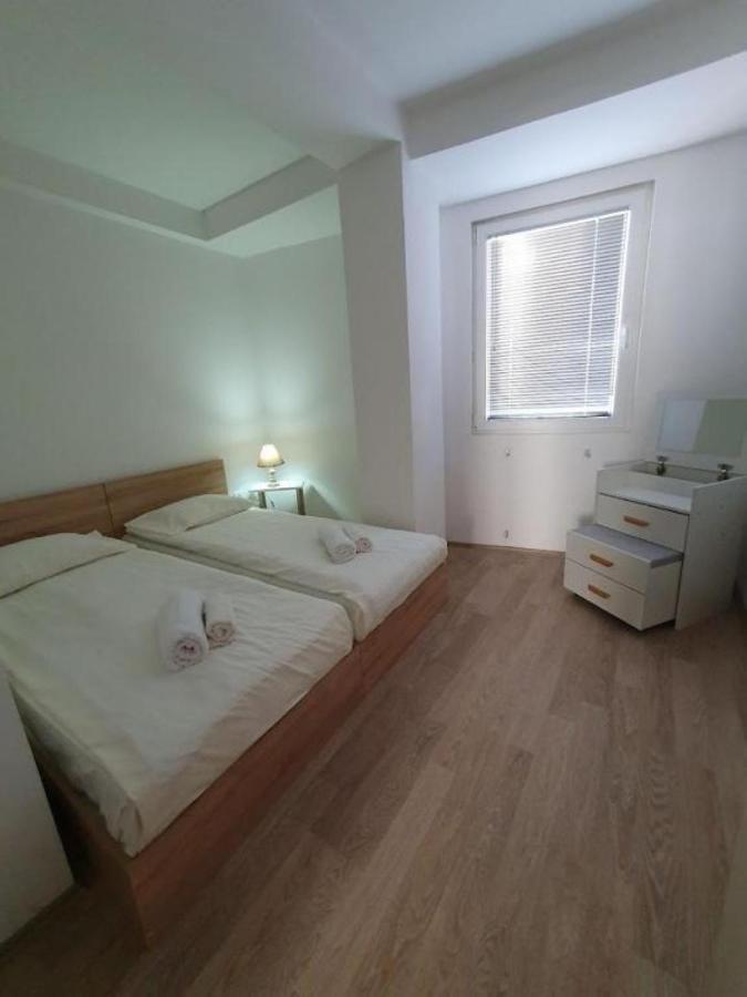 Central Modern Flat M&M Apartments Skopie Exterior foto